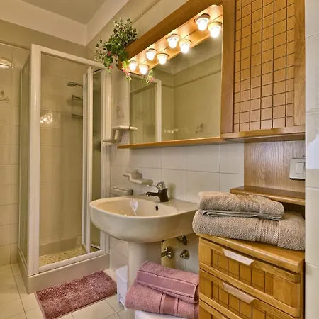 Margherita - Theater Apartment